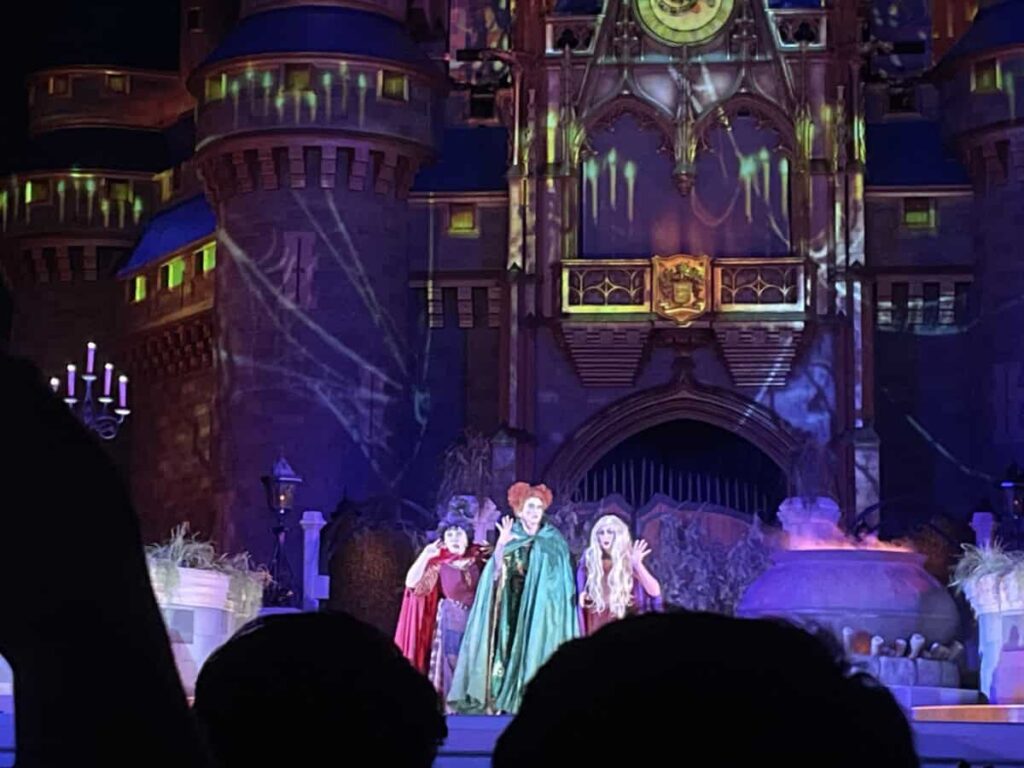 Sanderson Sisters Spelltacular on the castle stage