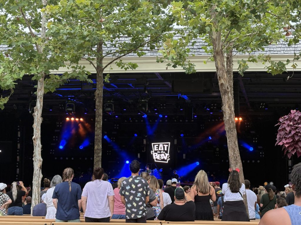 Hanson Eat to the Beat concert
