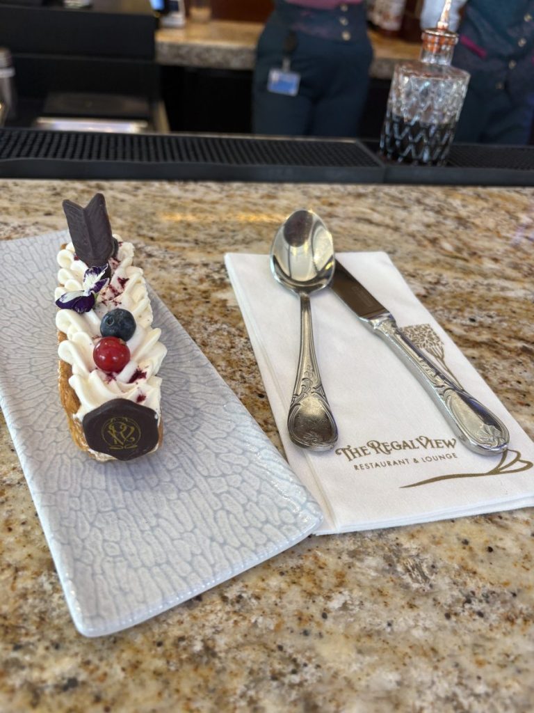 Summer Ecrin dessert Regal View Lounge in Disney Adventure World